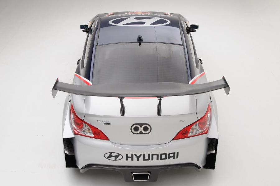  Hyundai Genesis Coupe Red Bull by RMR 2010 года  (фото 18 из 24)